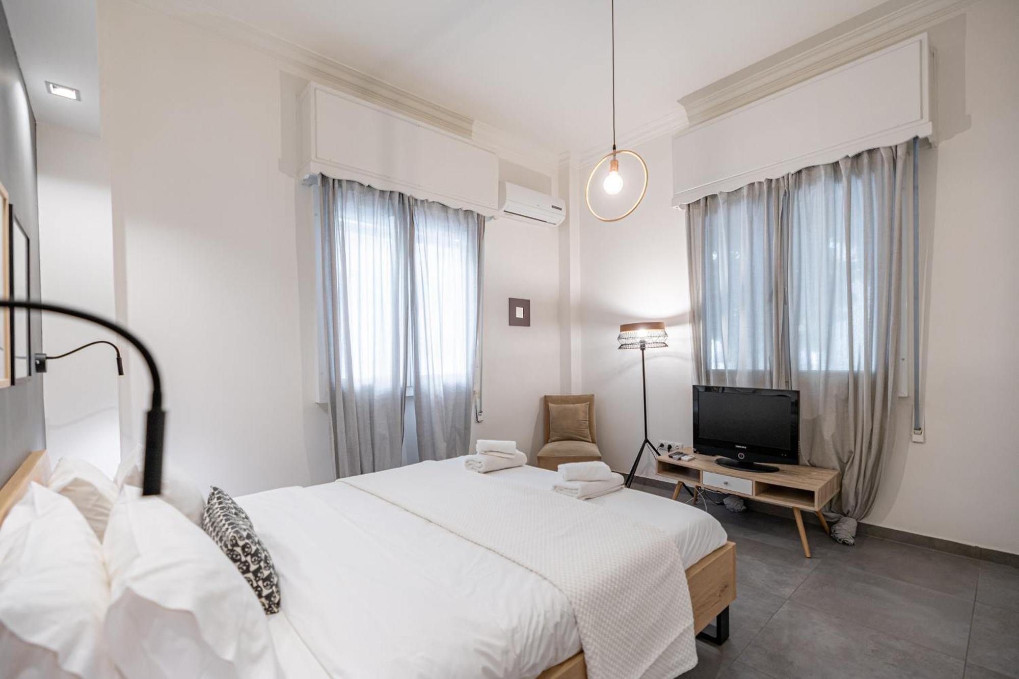 Ports Crossroad C Apartment พีเรียส ภายนอก รูปภาพ