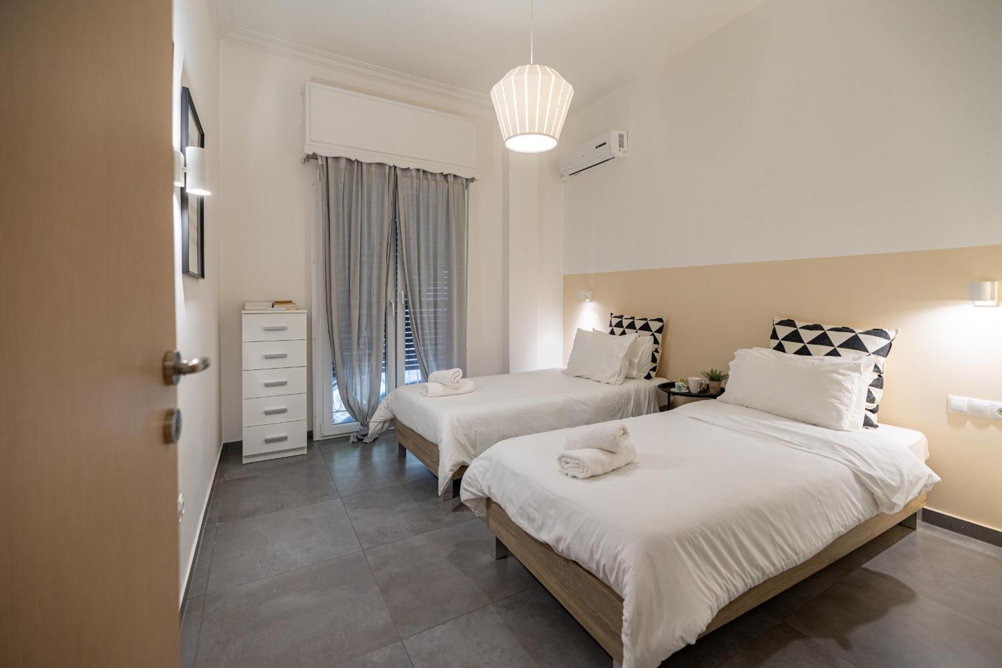 Ports Crossroad C Apartment พีเรียส ภายนอก รูปภาพ